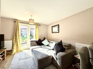 Living Area- click for photo gallery